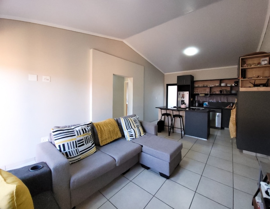 2 Bedroom Property for Sale in Van Der Hoff Park North West